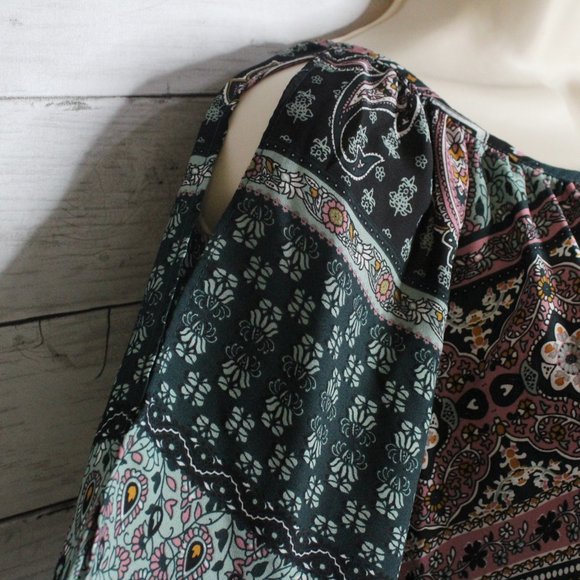 BCX Women's Boho Top Size M Green Pink Floral 3/4 Sleeves - Picture 4 of 7